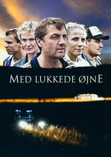 Med lukkede øjne poster